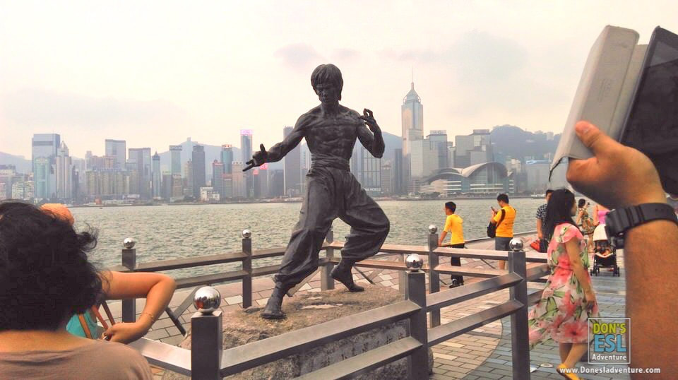 Bruce Lee Statue on the Avenue of Stars in Hong Kong | Don's ESL Adventure!