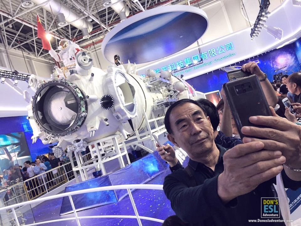 ‘First’ Flight: Aviation, Air Defense, Space Exploration & More on Display at China’s 2018 Zhuhai Air Show | Don's ESL Adventure!